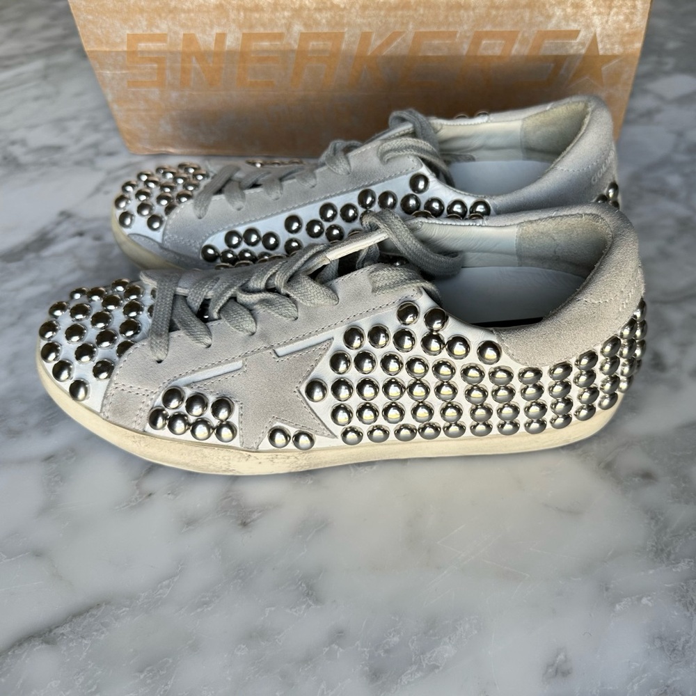 Golden Goose Sneakers
